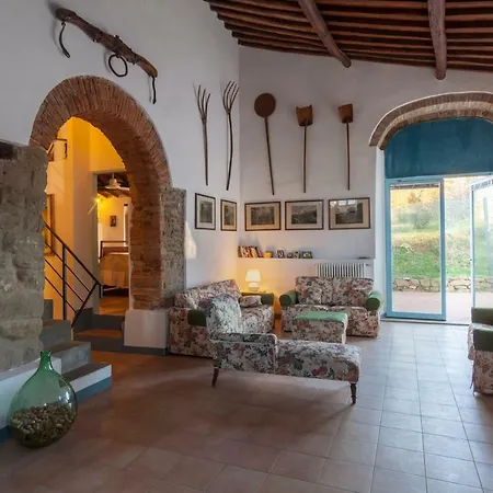 Mezzano In Chianti Aparthotel *